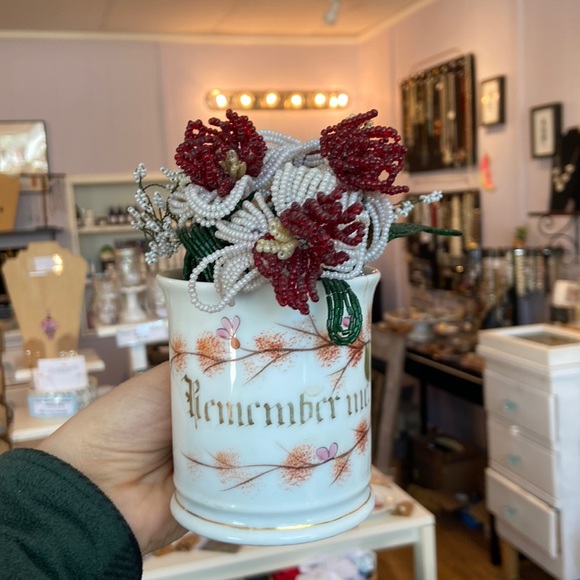 Vintage Other - VTG Beaded Flowers in Mug